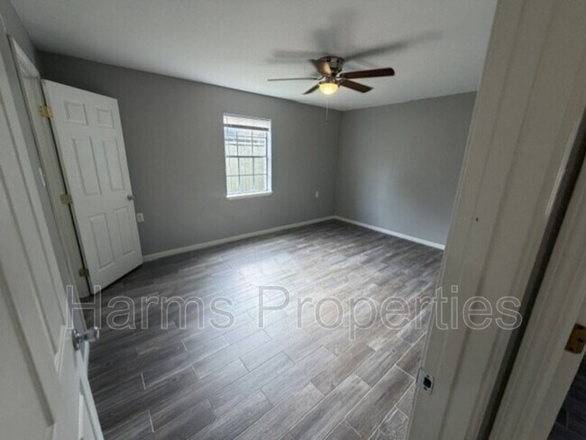 Building Photo - 3630 Fish Hook Ln