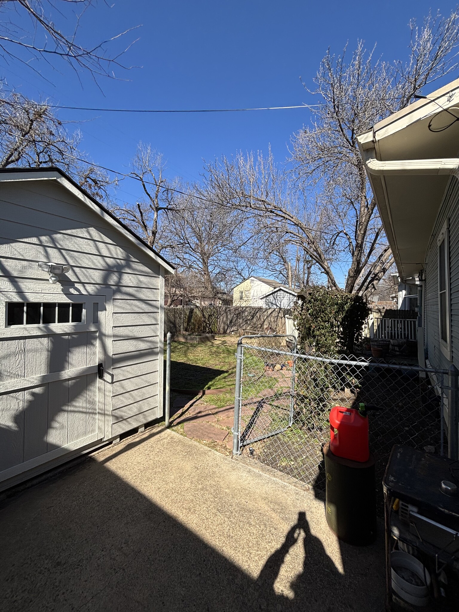 Shed and backyard - 1818 Alston Avenue