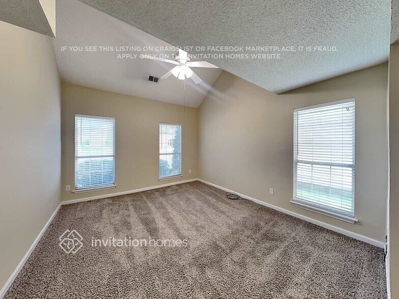 Building Photo - 5909 Creft Cir