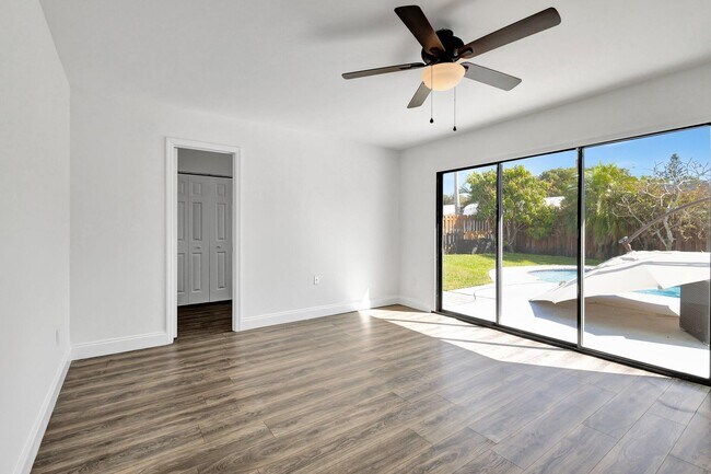 Building Photo - 9404 Longmeadow Cir