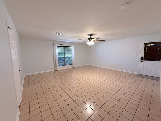 Building Photo - House For Rent with Pool