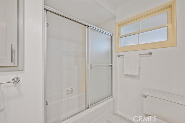 Building Photo - 1557 Granvia Altamira