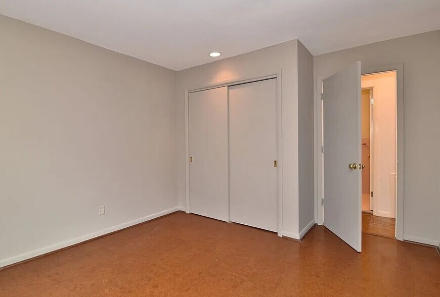 2nd Bedroom - 19425 Van Aken Blvd