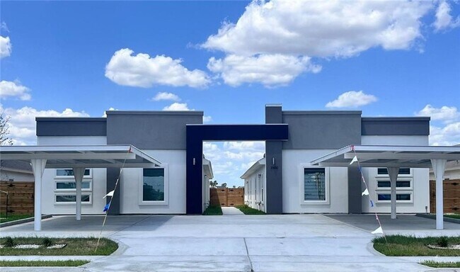 Primary Photo - 3904 Ventura Ave