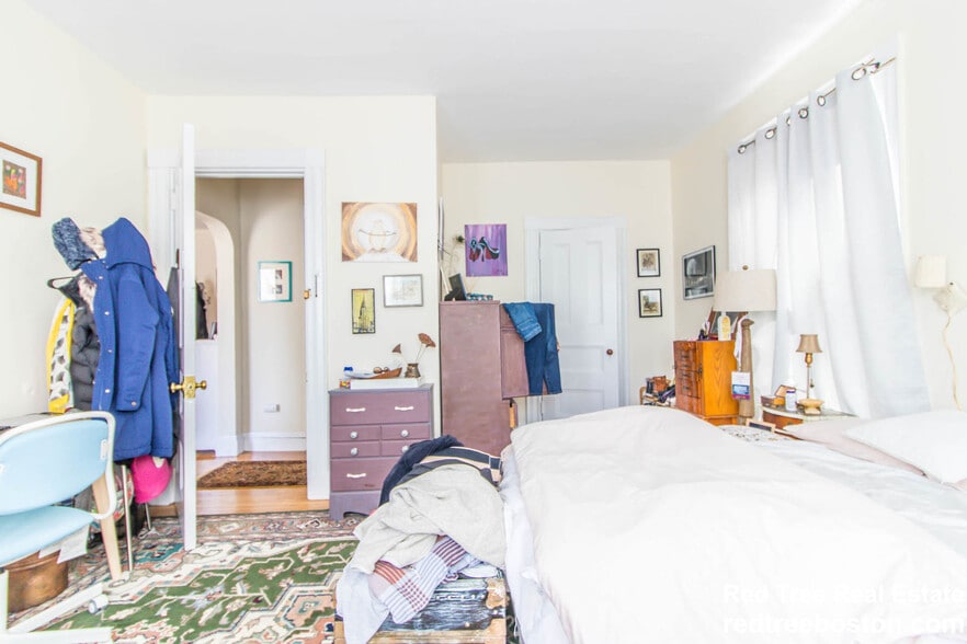 Building Photo - 45 Auburn St