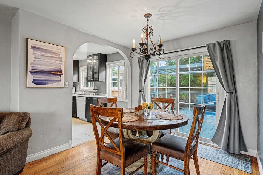 Building Photo - 7221 Vassar Ave