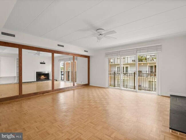 Building Photo - 312 Severn Ave