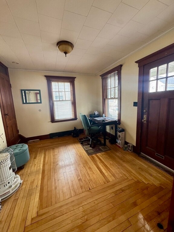 Building Photo - 52 Hussey St