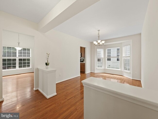 Building Photo - 43103 Lake Ridge Pl