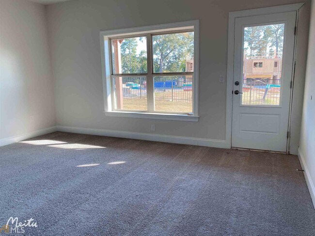 Building Photo - 1395 Live Oak Lane