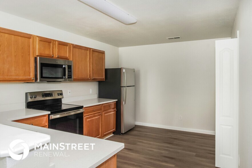 Building Photo - 129 Elmhurst Dr