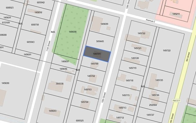 Building Photo - 318 10th St