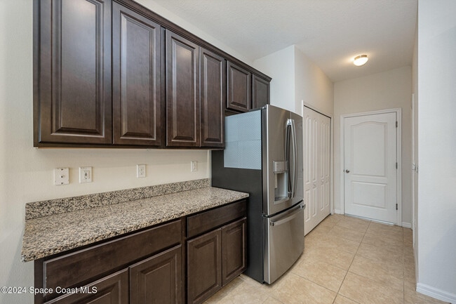 Building Photo - 1421 Mycroft Dr