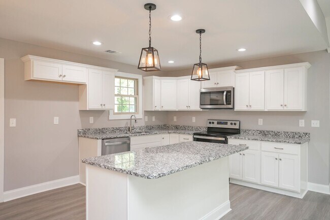 Building Photo - 1229 Berwick Trail