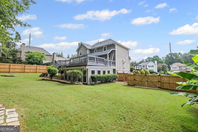 Building Photo - 2680 Nicholas Ct NE