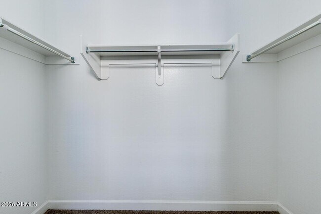 Building Photo - 1367 S Country Club Dr