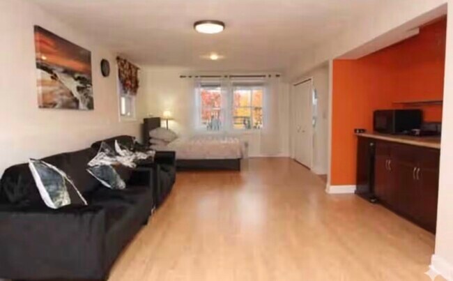 Building Photo - 449 Jensen Rd