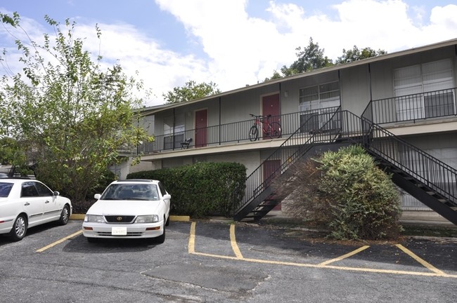 Building Photo - Golden Age Apartments