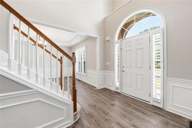 Building Photo - 208 Setters Ridge