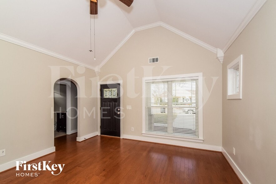 Building Photo - 283 Stonecreek Pl