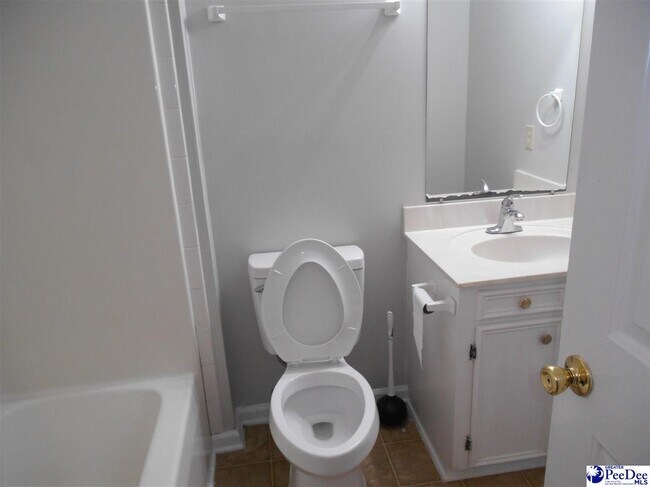 Building Photo - 2379 Chadwick Dr