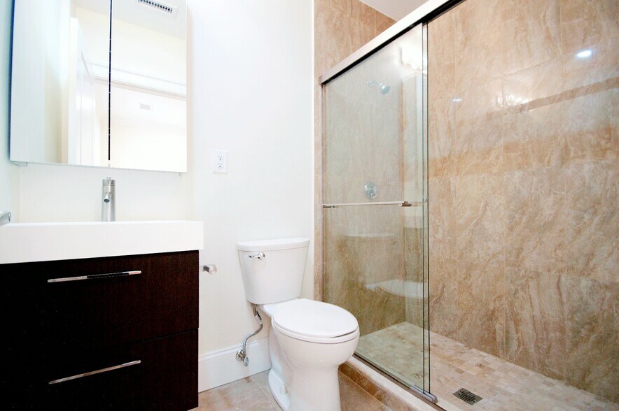 Building Photo - 78 Browne St