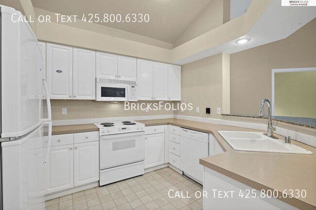 Building Photo - 702 228th St SW