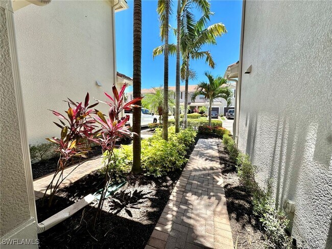 Building Photo - 6532 Monterey Point