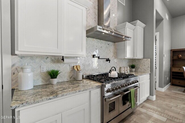 Building Photo - 7373 Cimarron Rim Dr