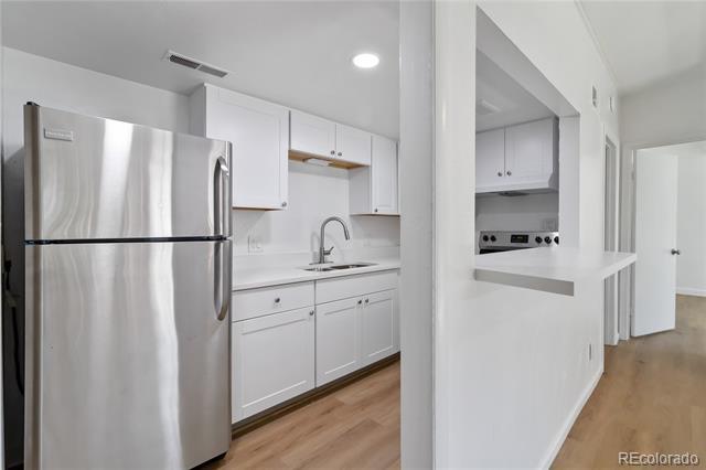 Building Photo - 2525 S Dayton Way