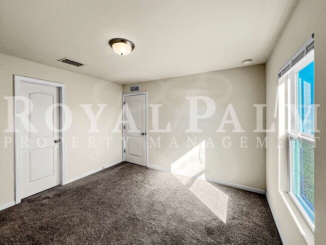 Building Photo - 3BR/2BA Duplex in Vistanna Villas | Garage + Resort Pool!