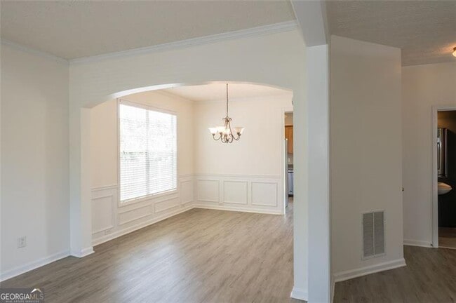 Building Photo - 325 Stone Valley Xin