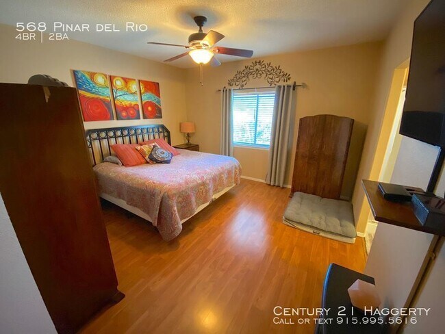 Building Photo - 568 Pinar Del Rio Dr