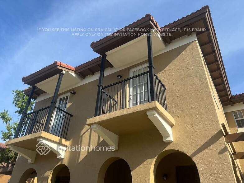 Building Photo - 6889 Julia Gardens Dr