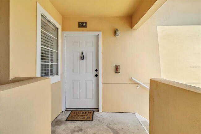 Building Photo - 1010 Villagio Cir