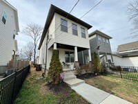 Building Photo - Great 3BR Home in Nashville