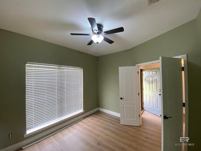 Building Photo - 24304 Raynagua Blvd