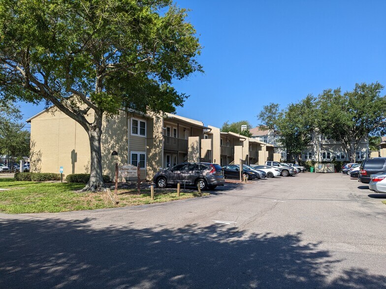 Primary Photo - 527 S Lincoln Ave