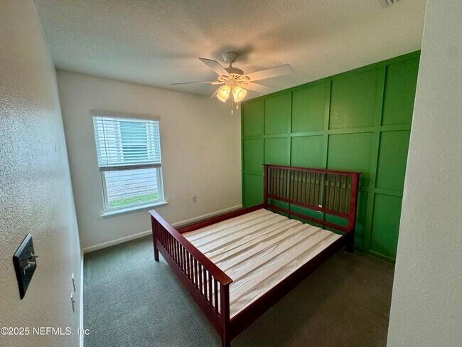 Building Photo - 14916 Durbin Cove Way