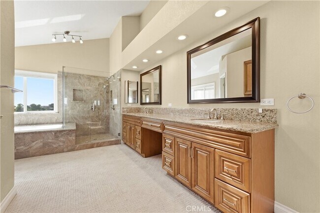 Building Photo - 31398 Isle Vista