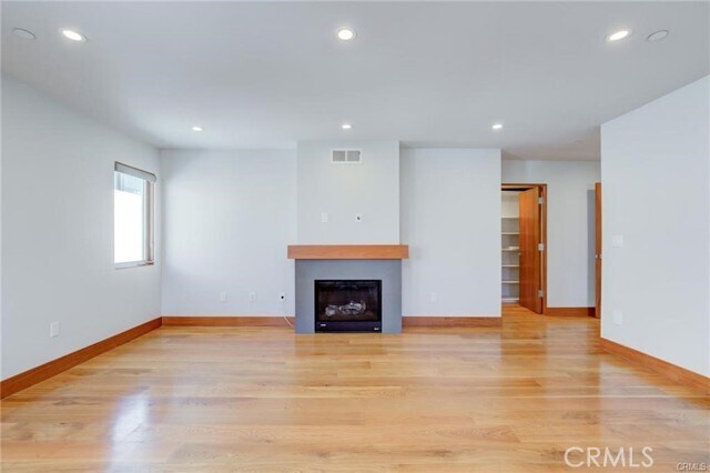 Building Photo - 339 27th St