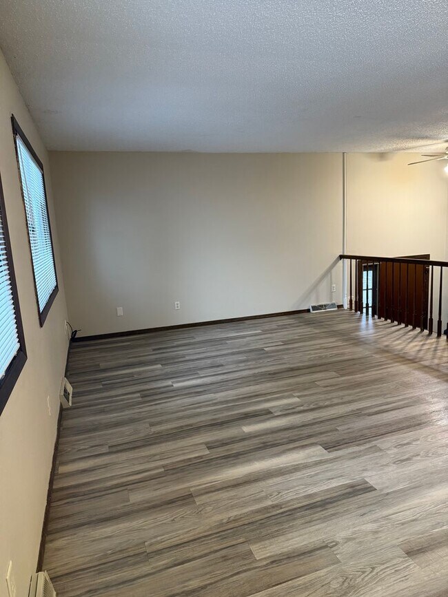 Building Photo - 2305 4th Ave S