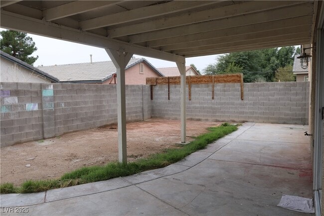 Building Photo - 4069 Vicenta Ct