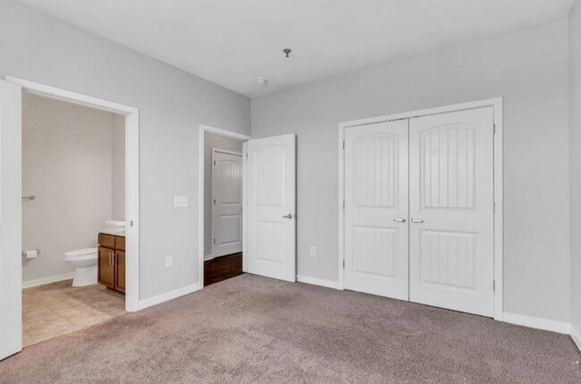 Building Photo - 1118 Litton Ave