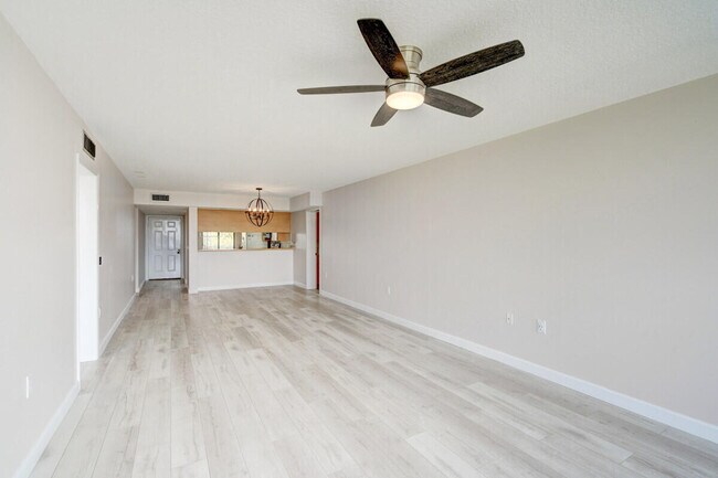 Building Photo - 2561 Village Blvd