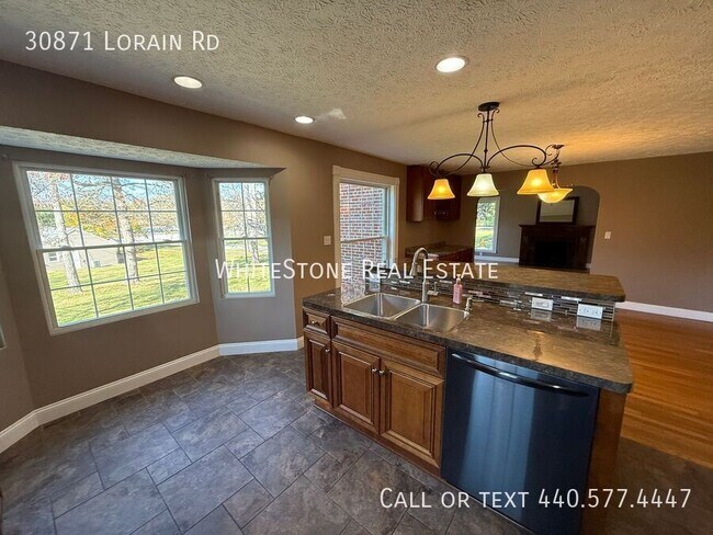 Building Photo - 30871 Lorain Rd