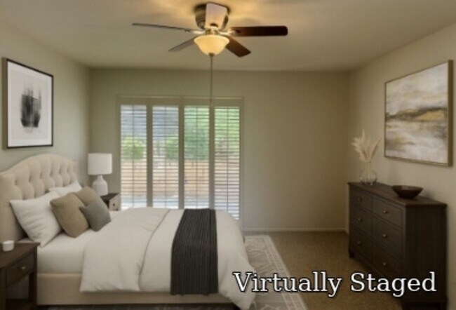 Building Photo - 1206 Hi Stirrup