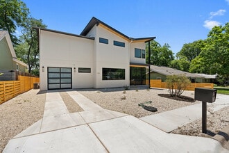 Building Photo - 909 Payne Ave