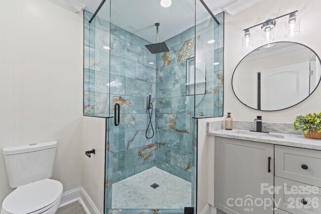 Building Photo - 612 Westway Dr