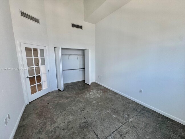 Building Photo - 133 NE 2nd Ave